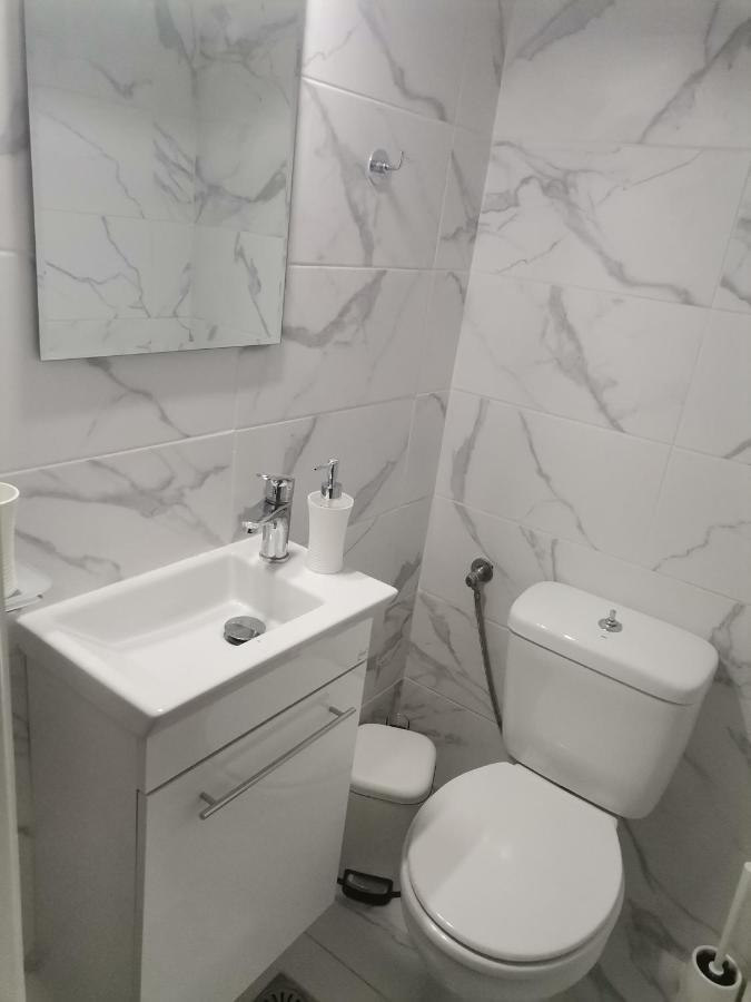 S & K Apartment Free Indoor Parking أثينا المظهر الخارجي الصورة